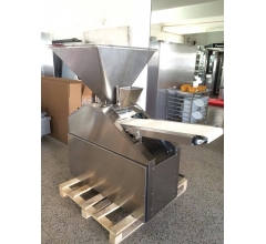 Objemová delička SD 140